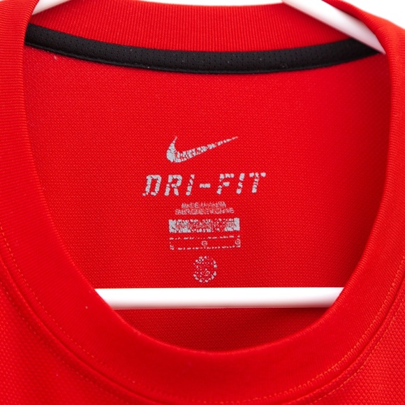 Nike Men's Large Dri-Fit T-Shirt - Red / Black - Picture 3 of 5